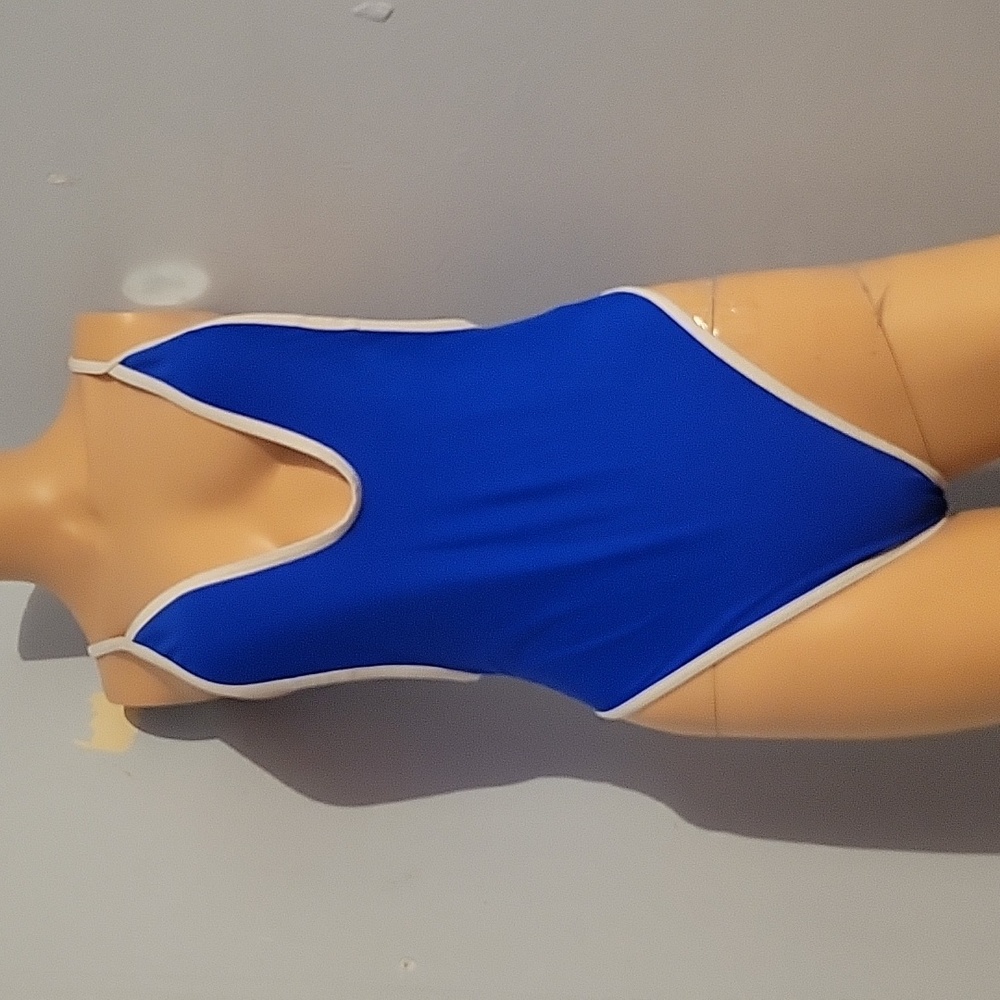 💙🍭5 for $25🍭NWOT LOWCUT THONG ONE PIECE SWIMSUIT